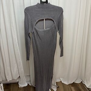 NWOT Striped Gray Long Sleeve Dress Size XL More Like A L or M
